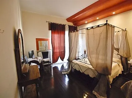La Boheme Bed & Breakfast *
